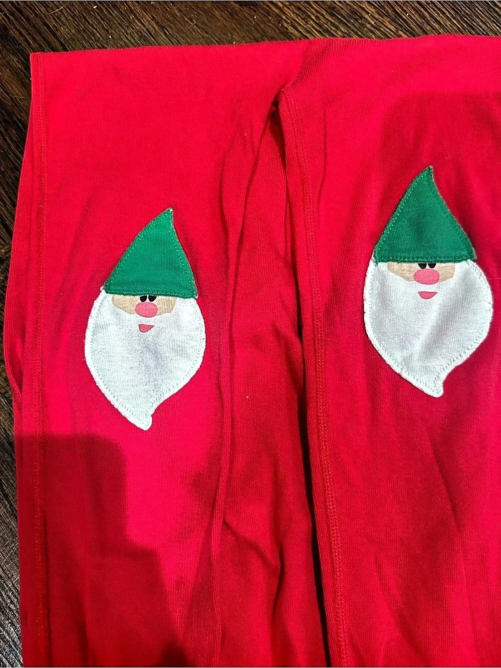 Like New Hanna Andersson Red Gnome Knee Patch Sleeper Pajamas Size 110 / 5ab